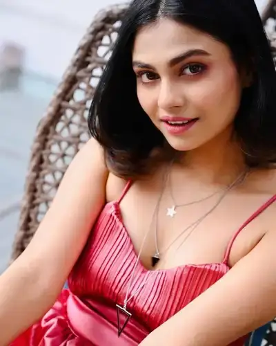 Call Girls Service in Etmadpur